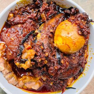 Ewagoyin and sauce